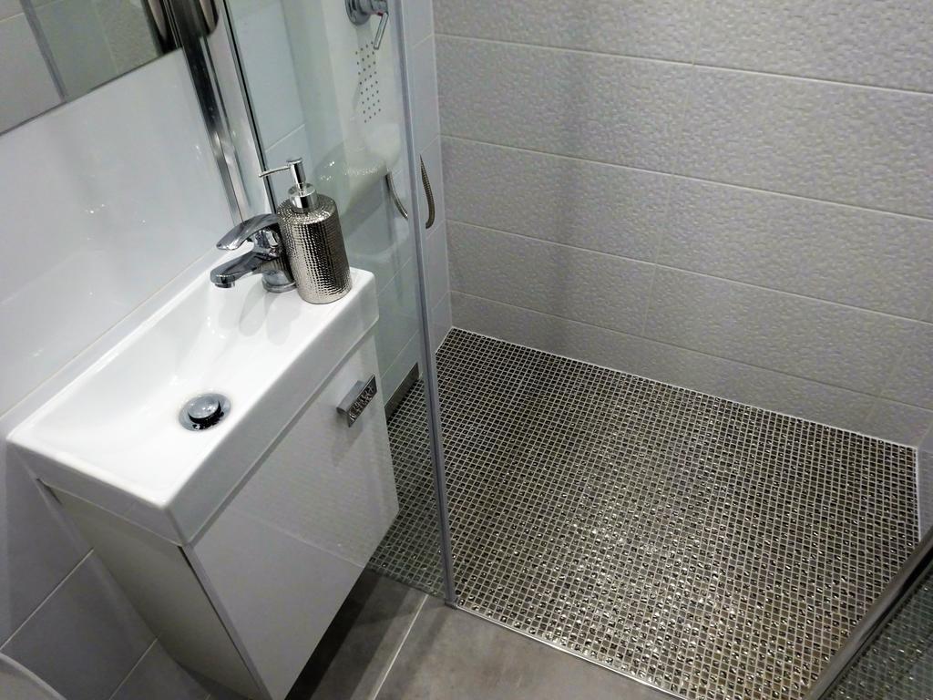 Apartament Junior Warschau Buitenkant foto